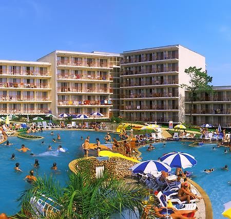 Vita Park Hotel & Aqua Park アルベナ エクステリア 写真