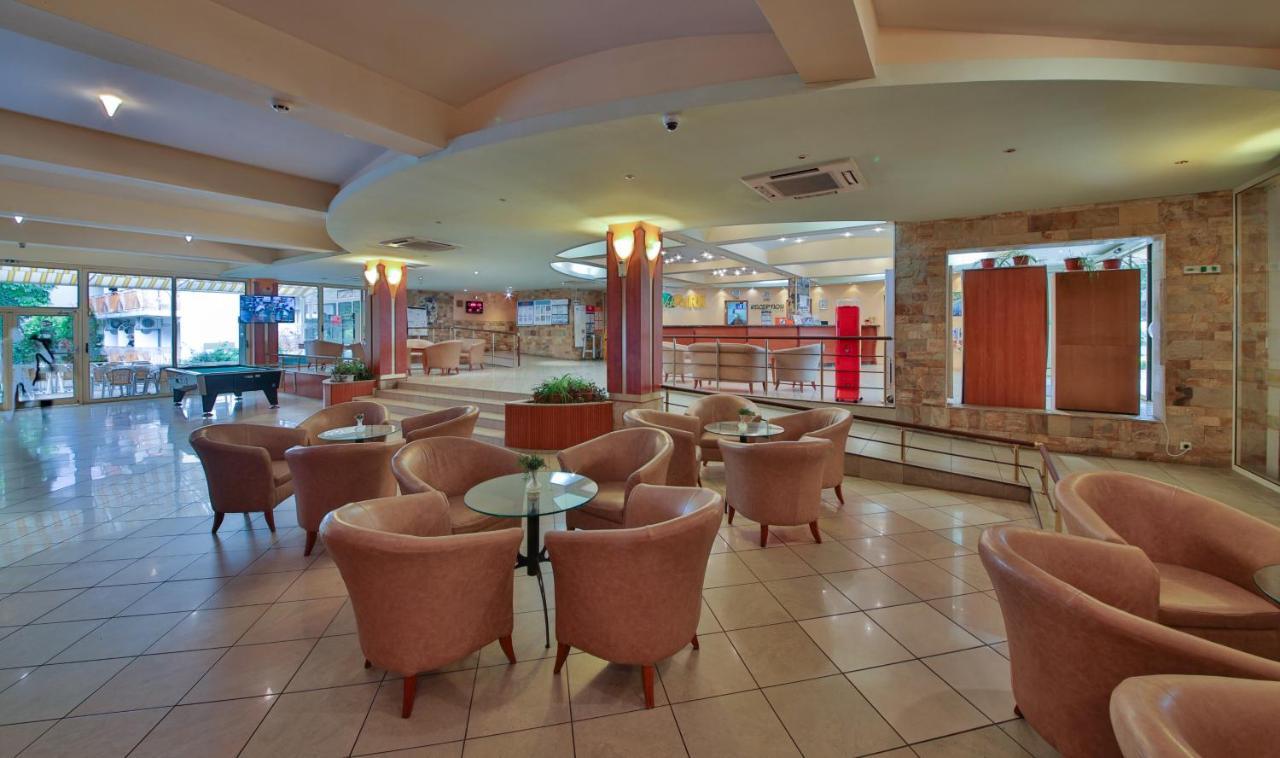 Vita Park Hotel & Aqua Park アルベナ エクステリア 写真
