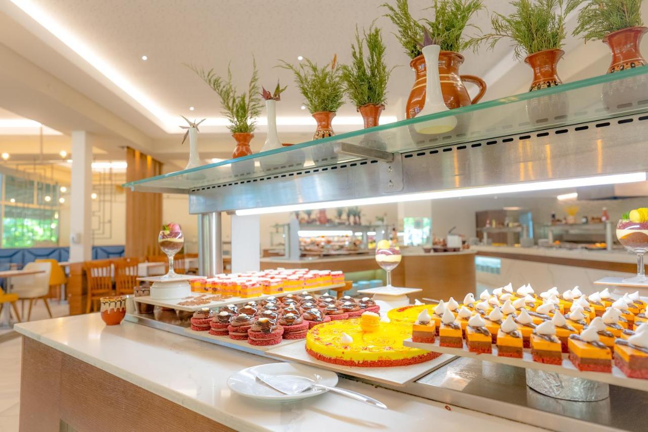 Vita Park Hotel & Aqua Park アルベナ エクステリア 写真